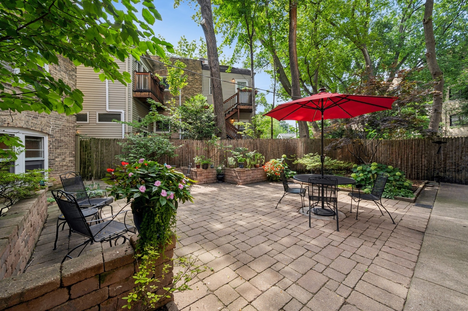 1907 Lincoln Street Unit: 1B