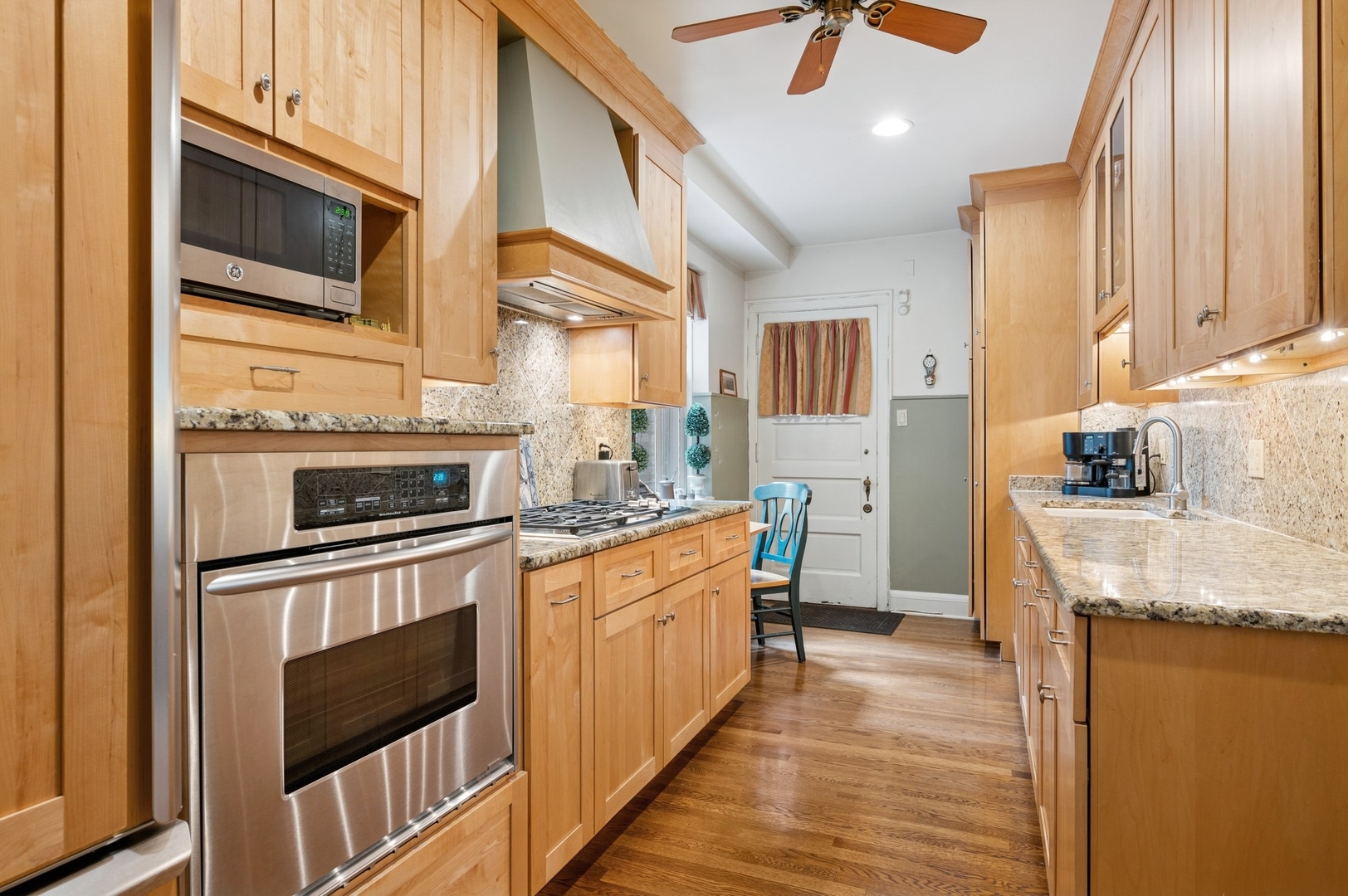 1907 Lincoln Street Unit: 1B