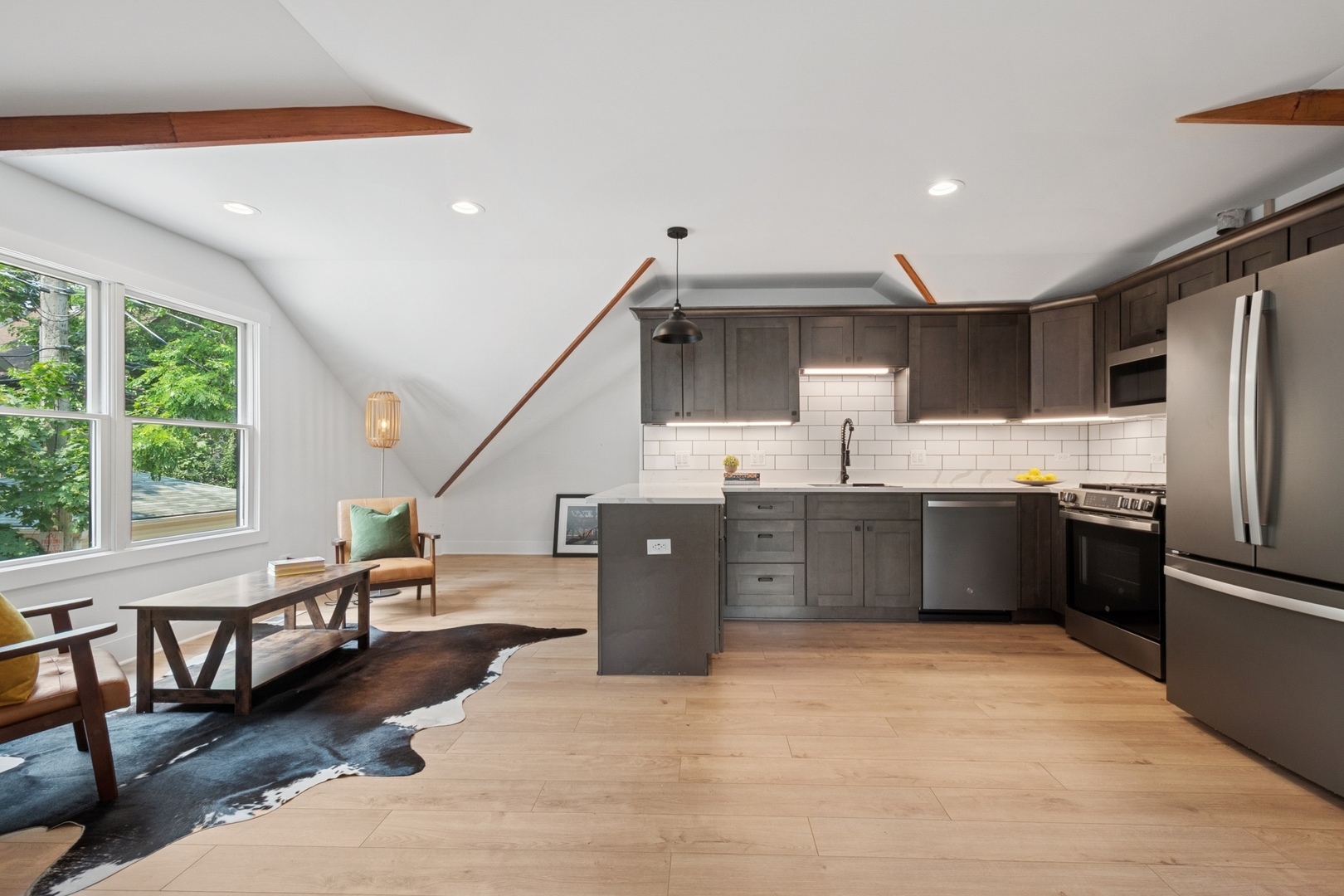 2034 Maple Avenue Unit: 3