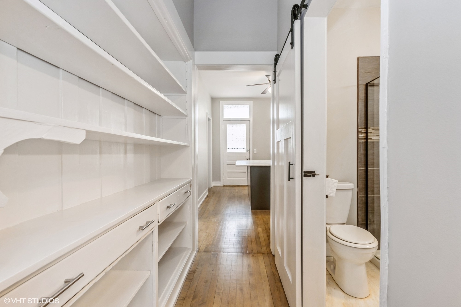2622 W Crystal Street Unit: 2