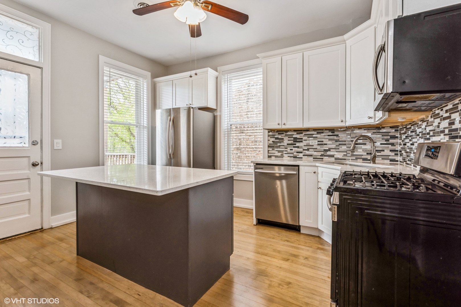 2622 W Crystal Street Unit: 2