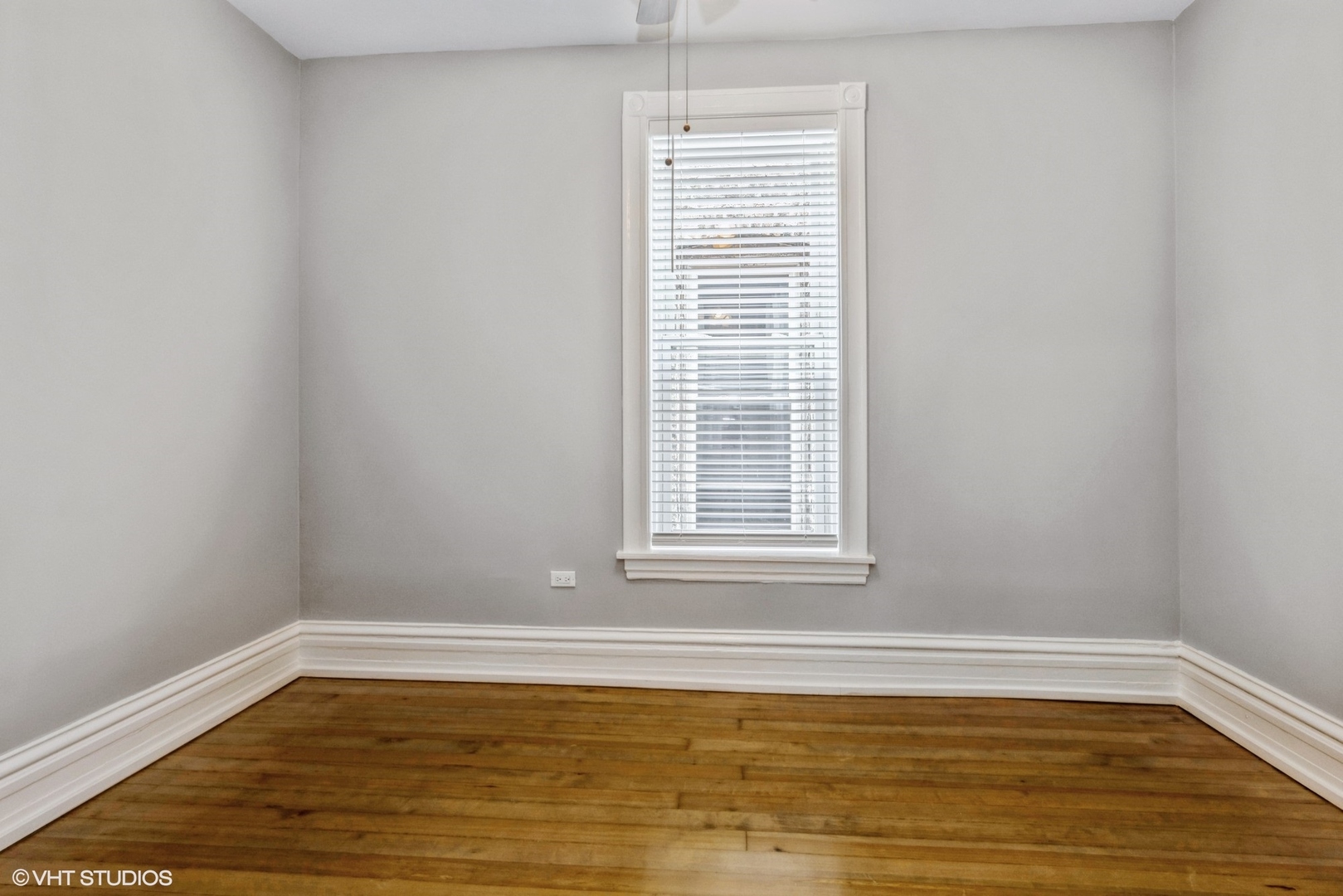 2622 W Crystal Street Unit: 2