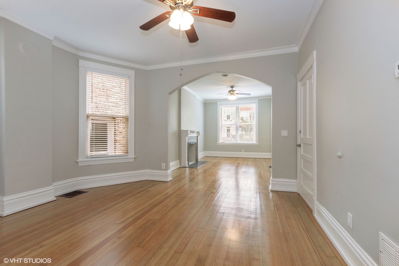 2622 W Crystal Street Unit: 2