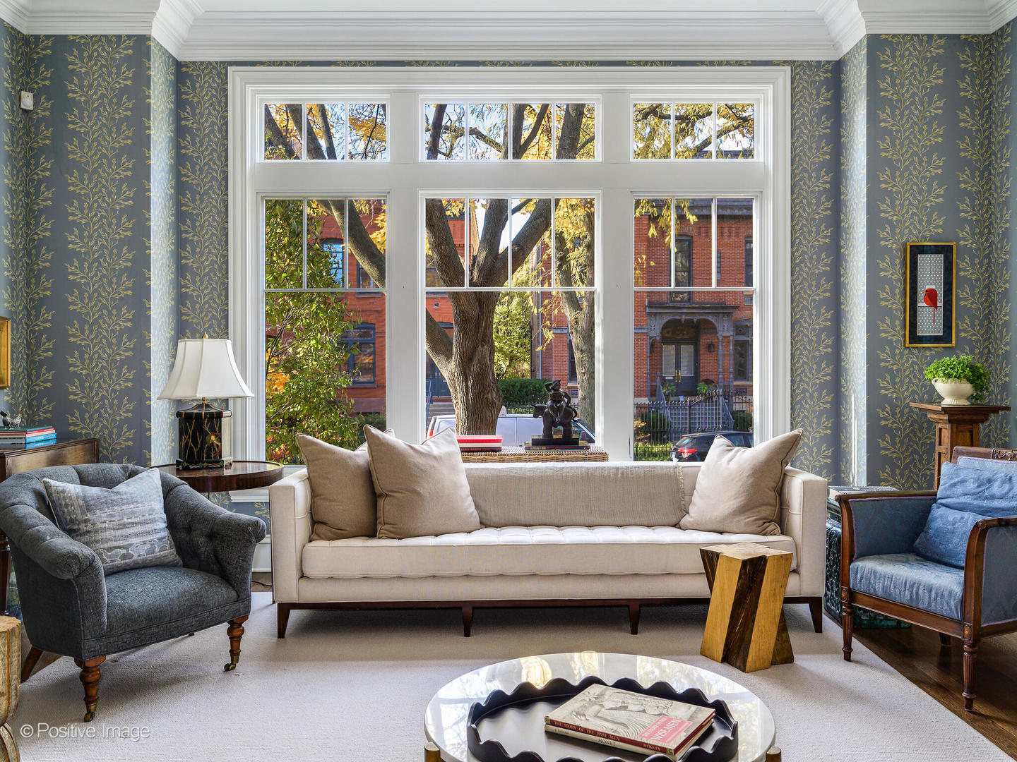 2237 N DAYTON Avenue