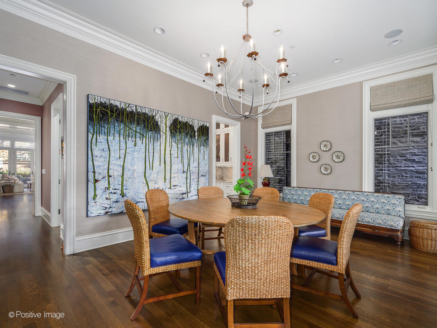 2237 N DAYTON Avenue