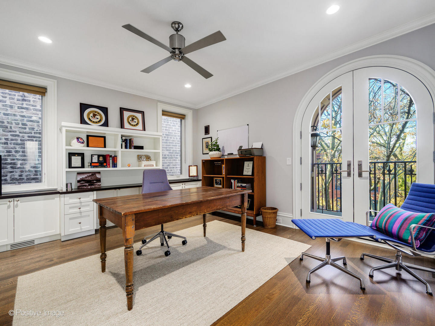 2237 N DAYTON Avenue