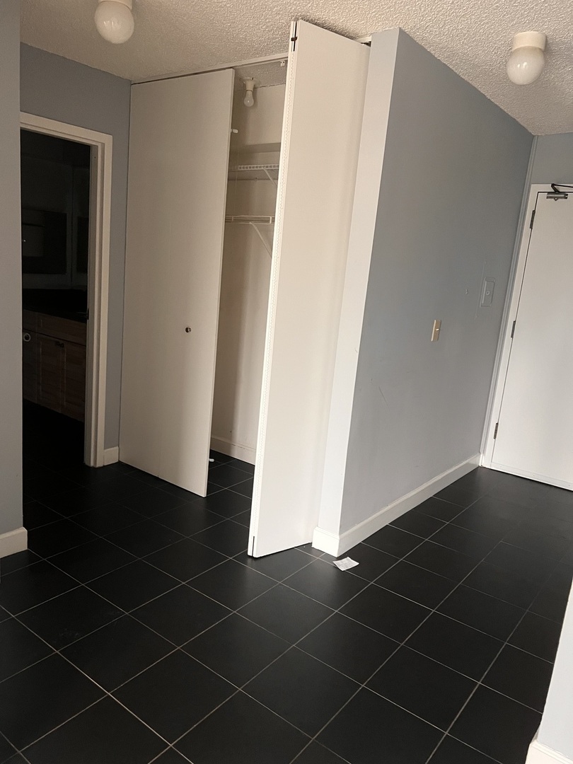 200 N Dearborn Street Unit: 4408