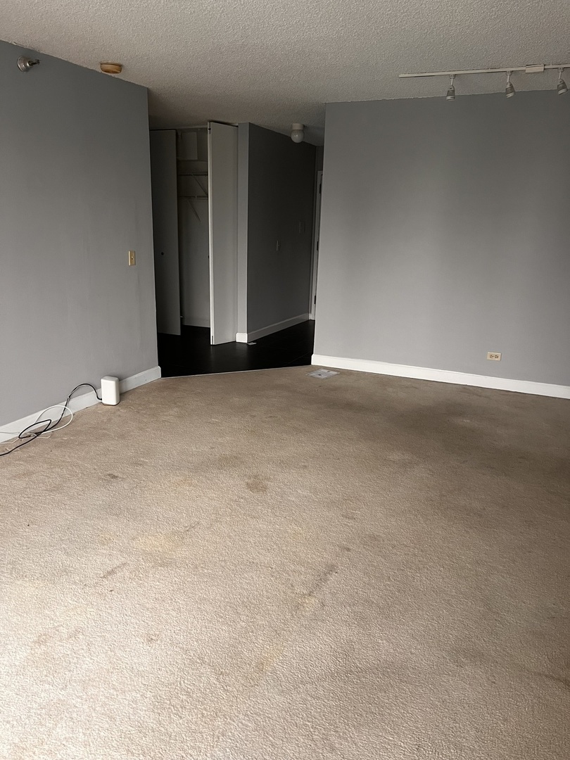 200 N Dearborn Street Unit: 4408