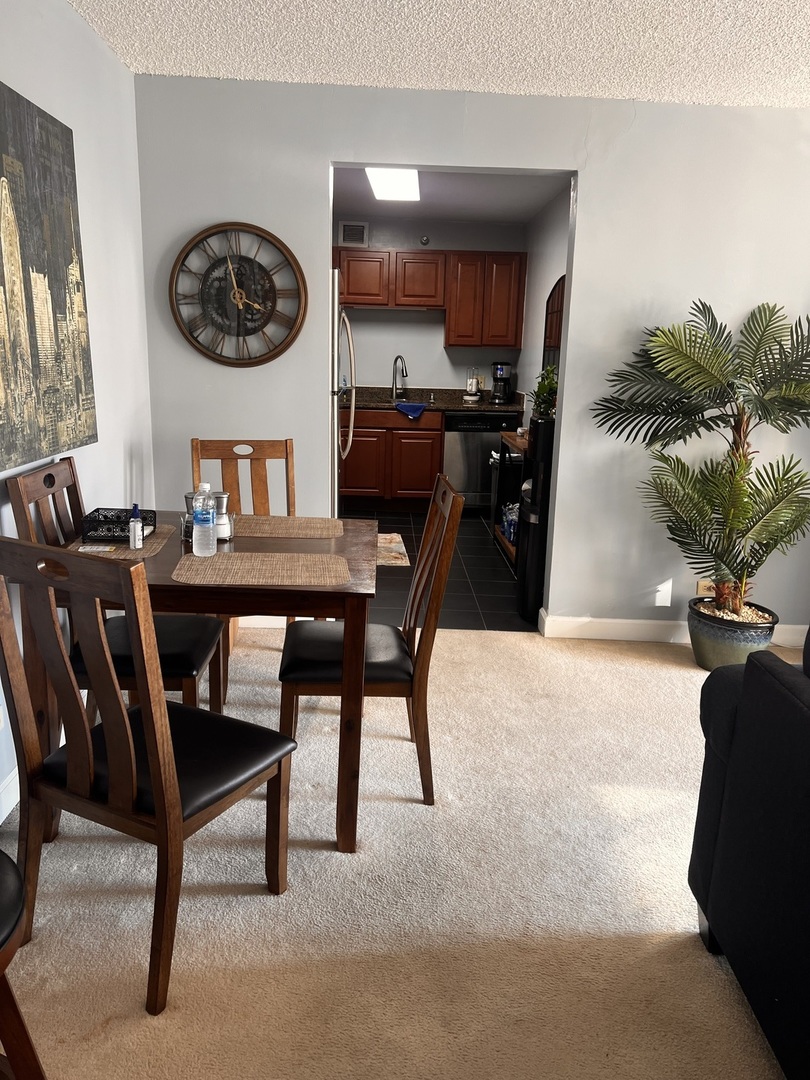 200 N Dearborn Street Unit: 4408