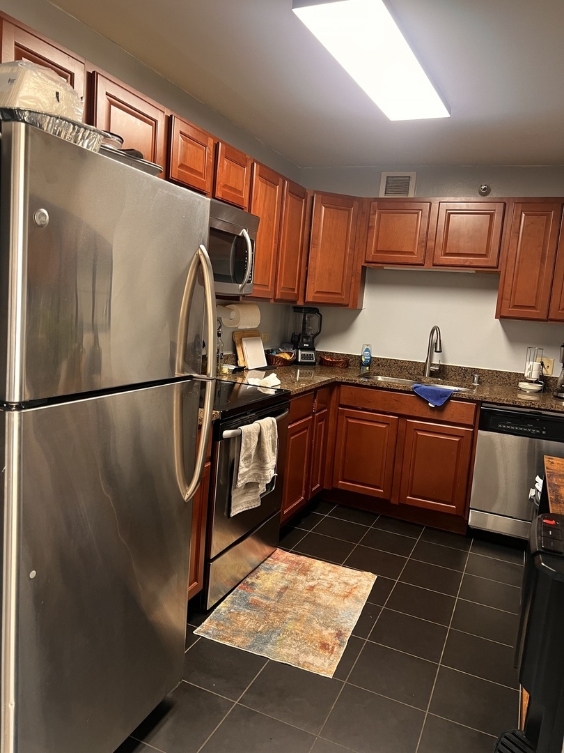 200 N Dearborn Street Unit: 4408