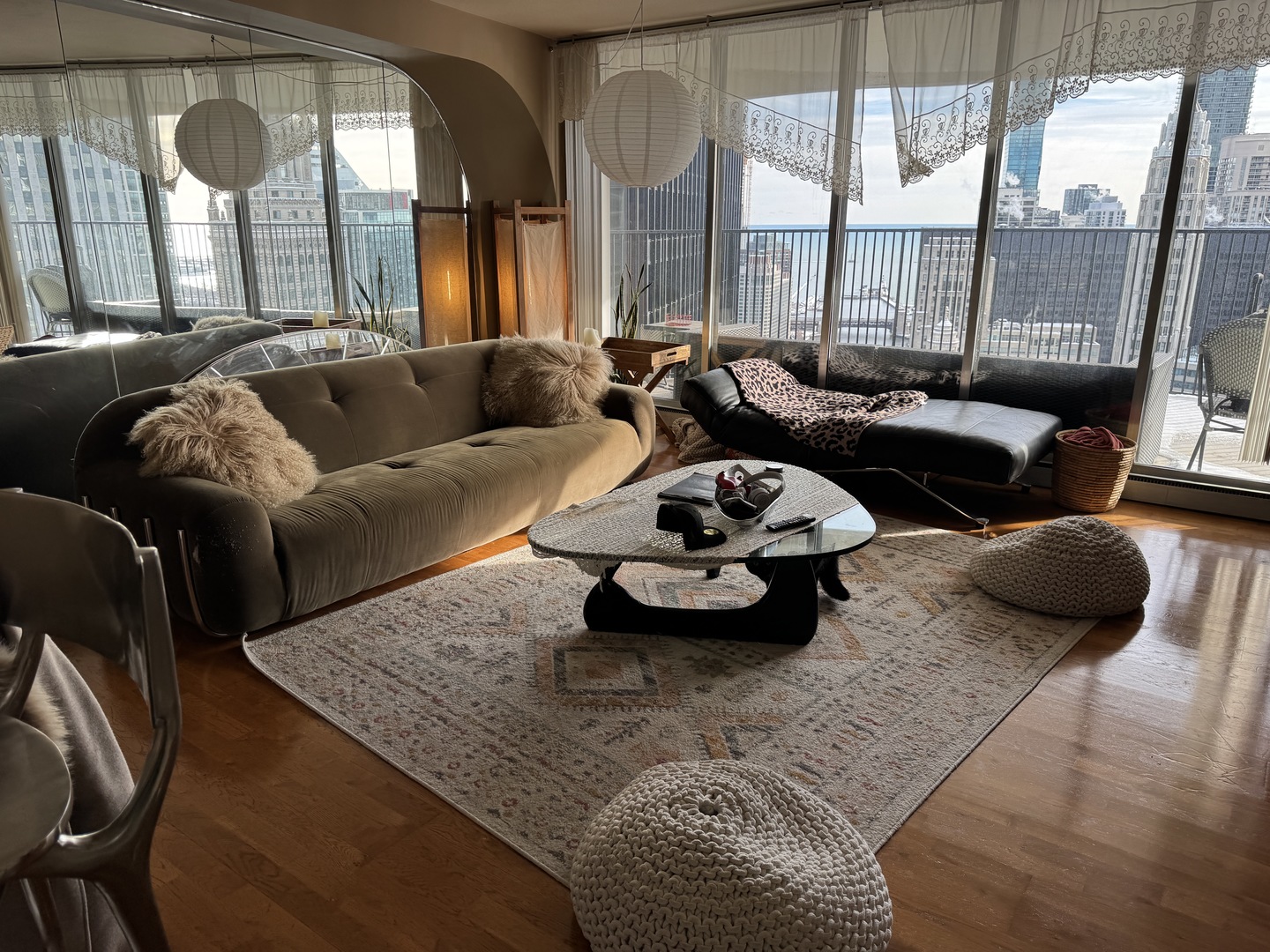 300 N State Street Unit: 5032