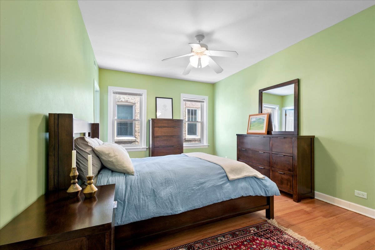 820 DOBSON Street Unit: 3E