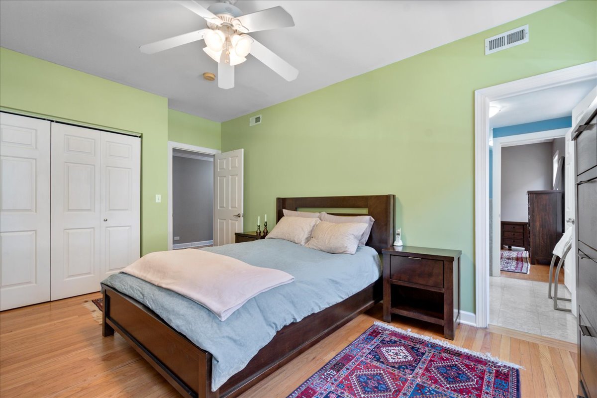 820 DOBSON Street Unit: 3E