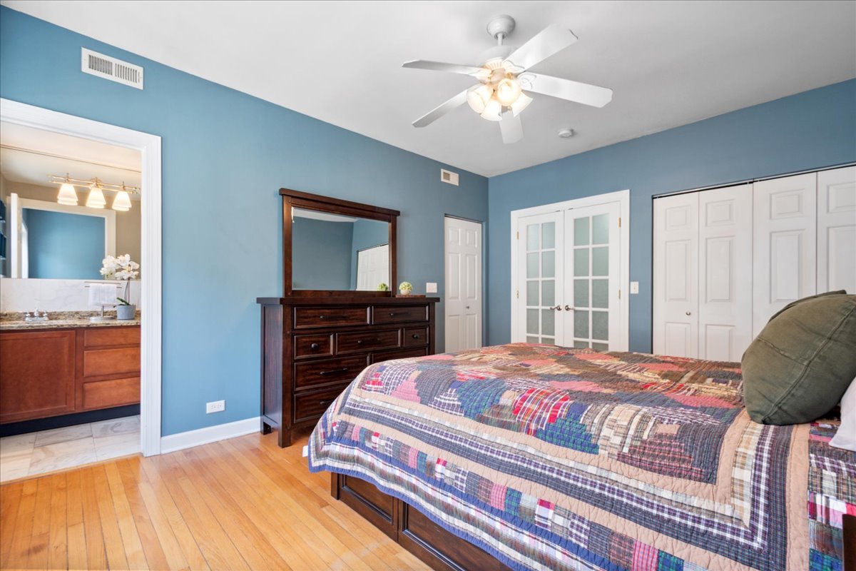 820 DOBSON Street Unit: 3E