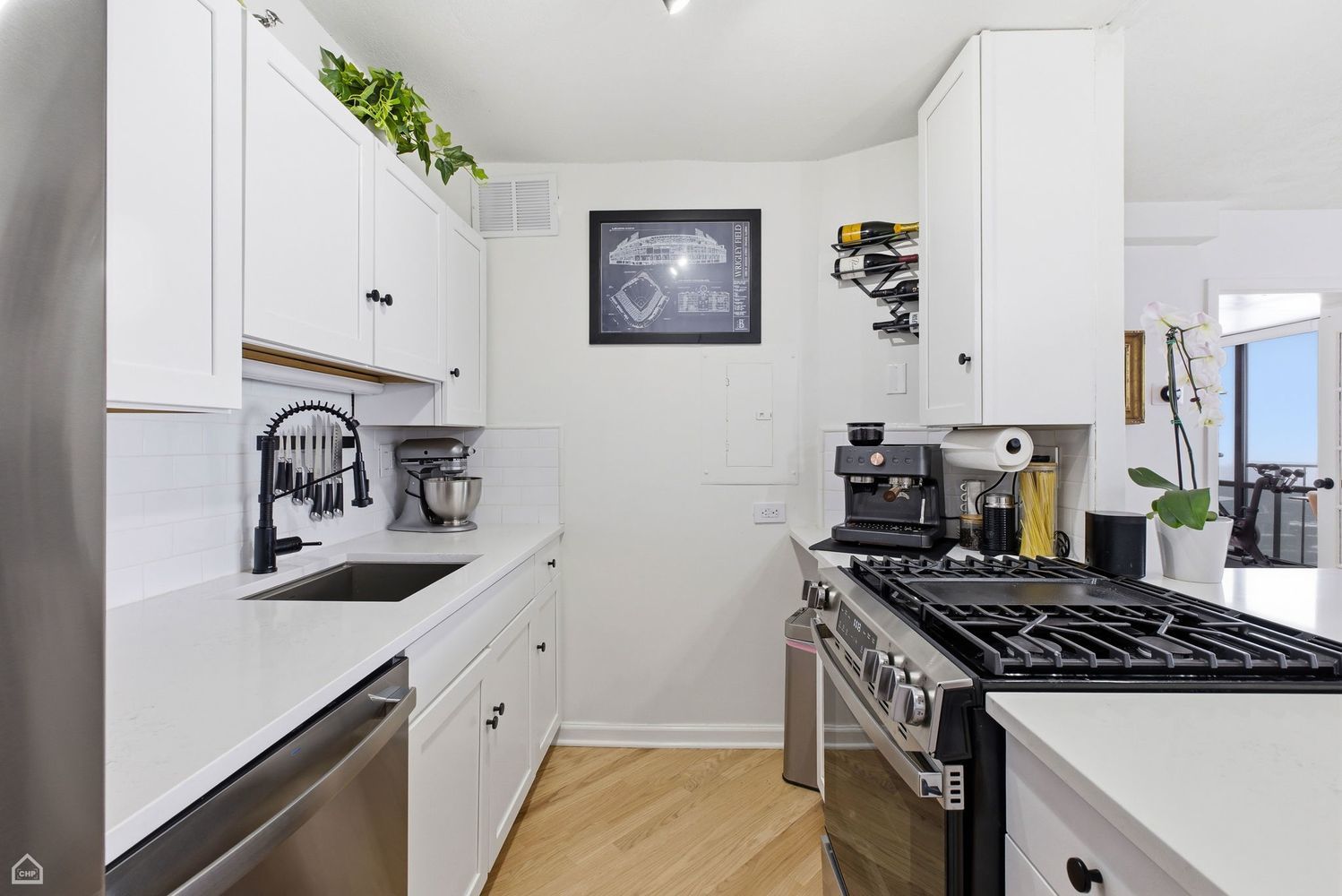 1309 N Wells Street Unit: 1202