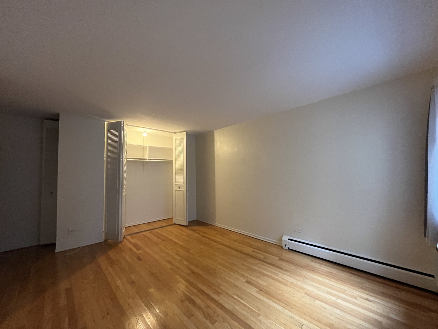 736 W Buena Avenue Unit: 306