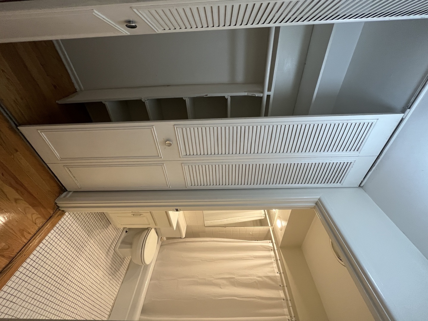 736 W Buena Avenue Unit: 306