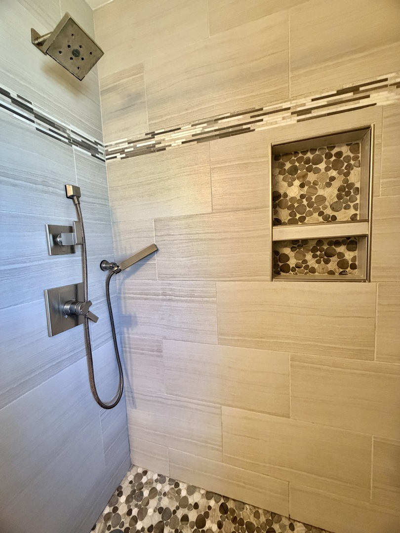 614 E Madison Street