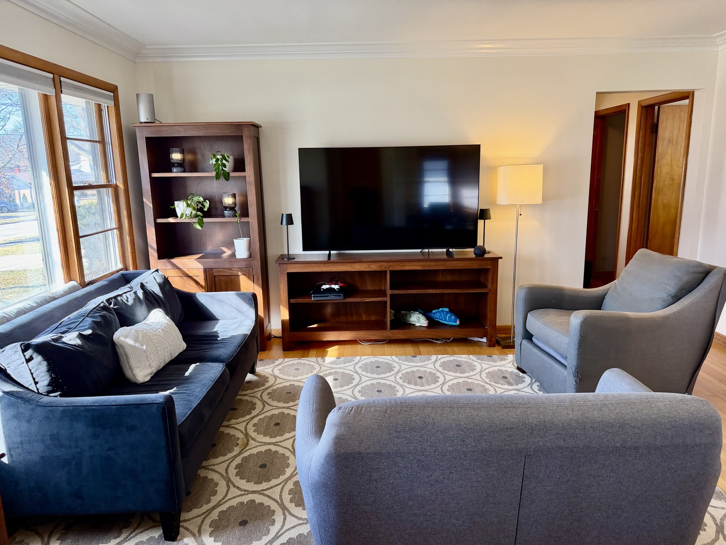 614 E Madison Street