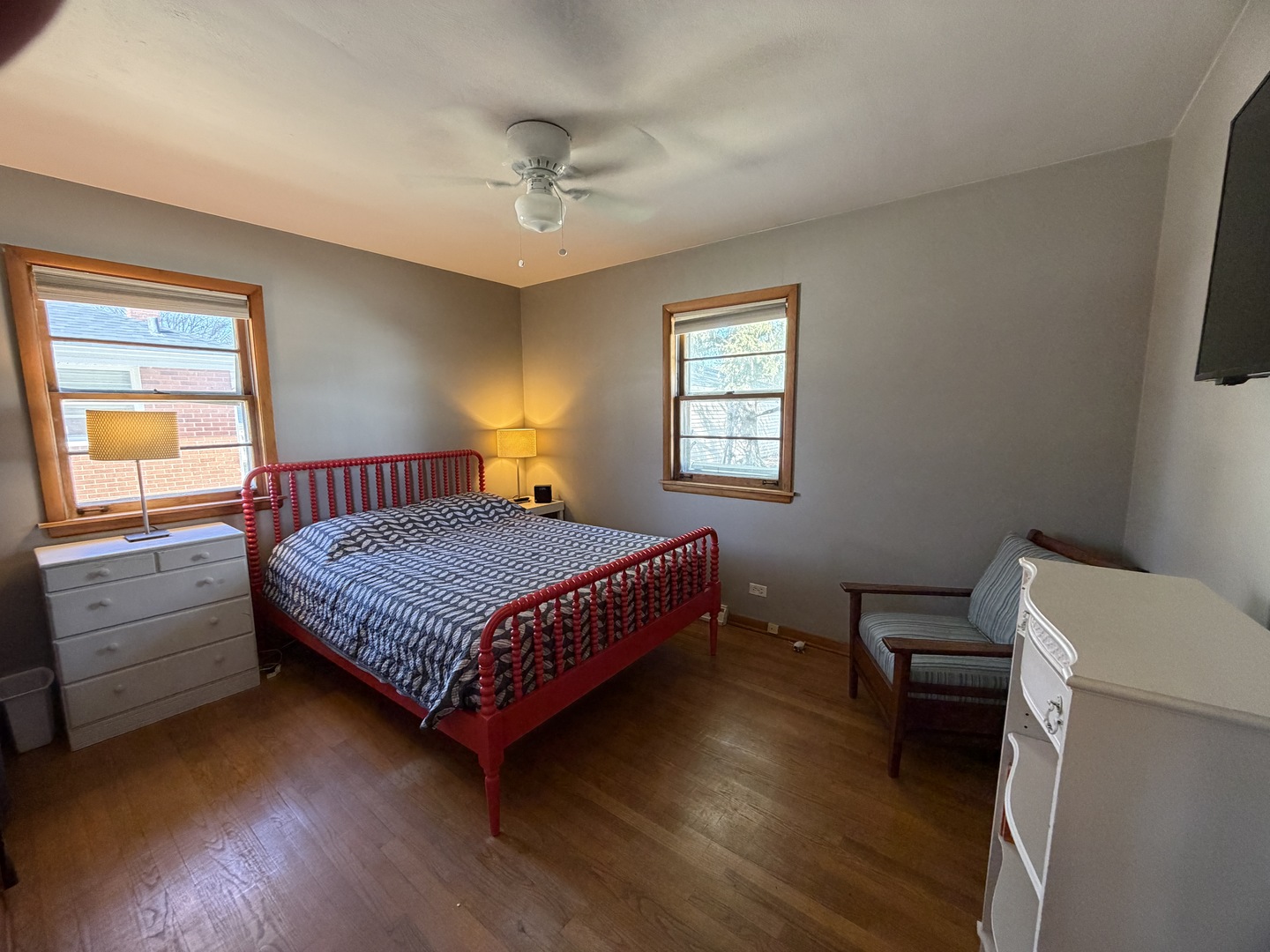 614 E Madison Street