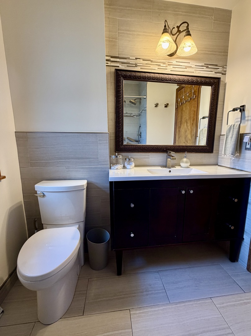 614 E Madison Street