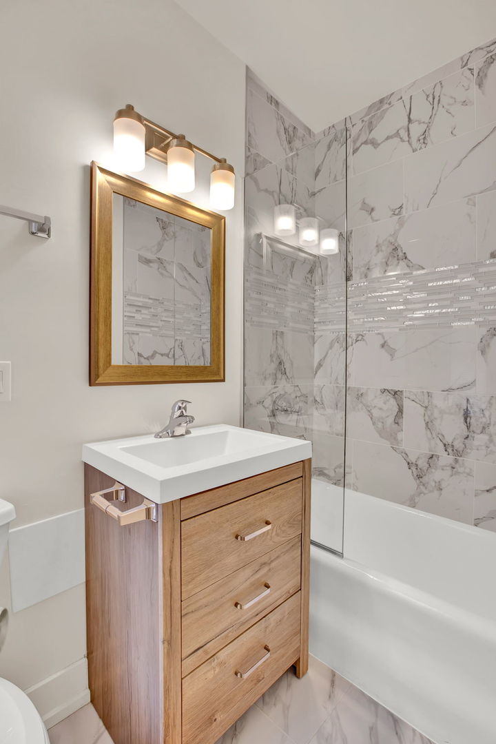 1100 N La Salle Drive Unit: 510