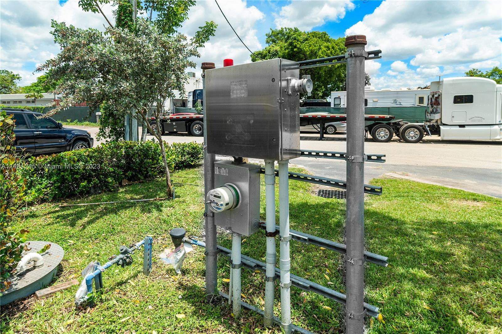 1930 NW 16th St