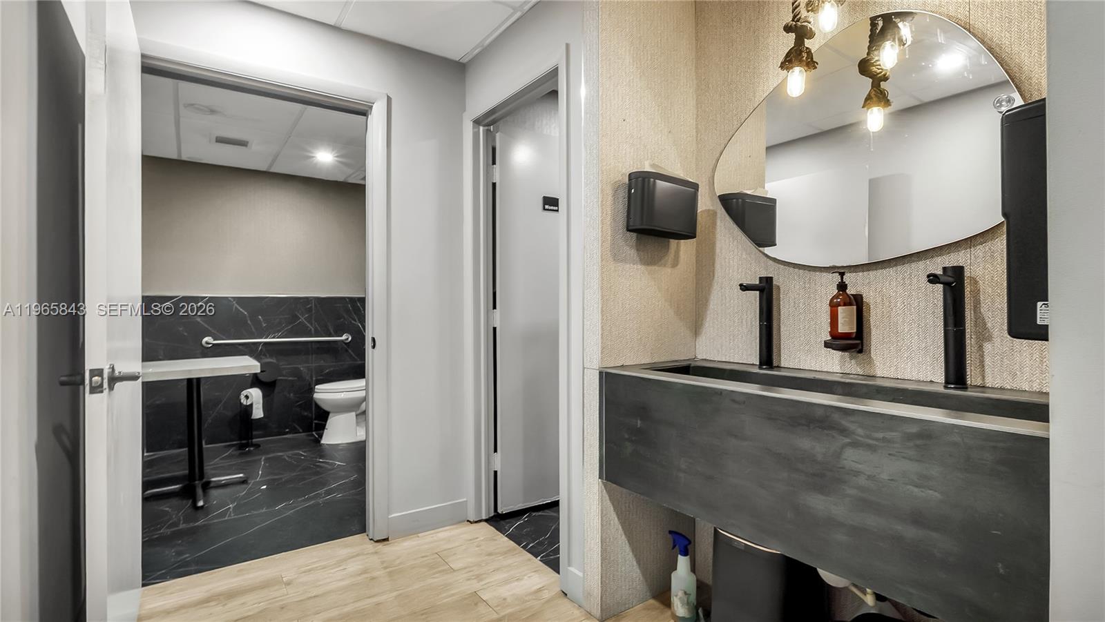 2220 N University Dr