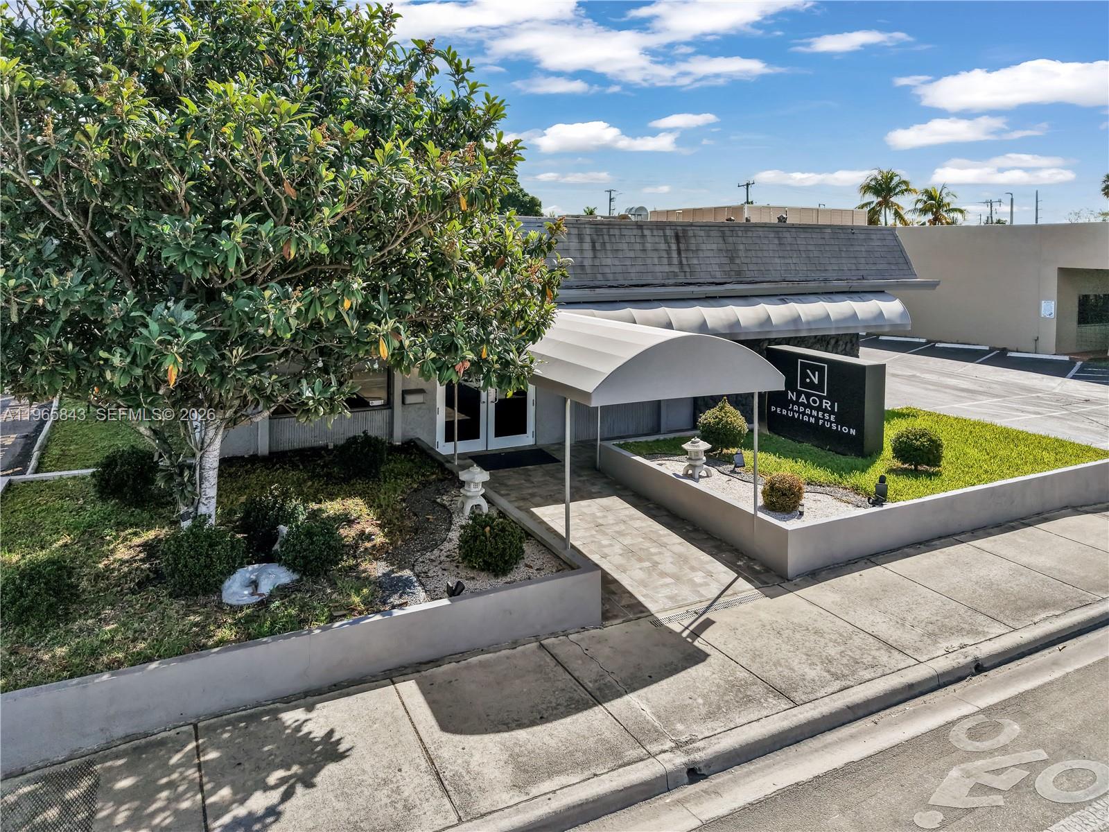 2220 N University Dr