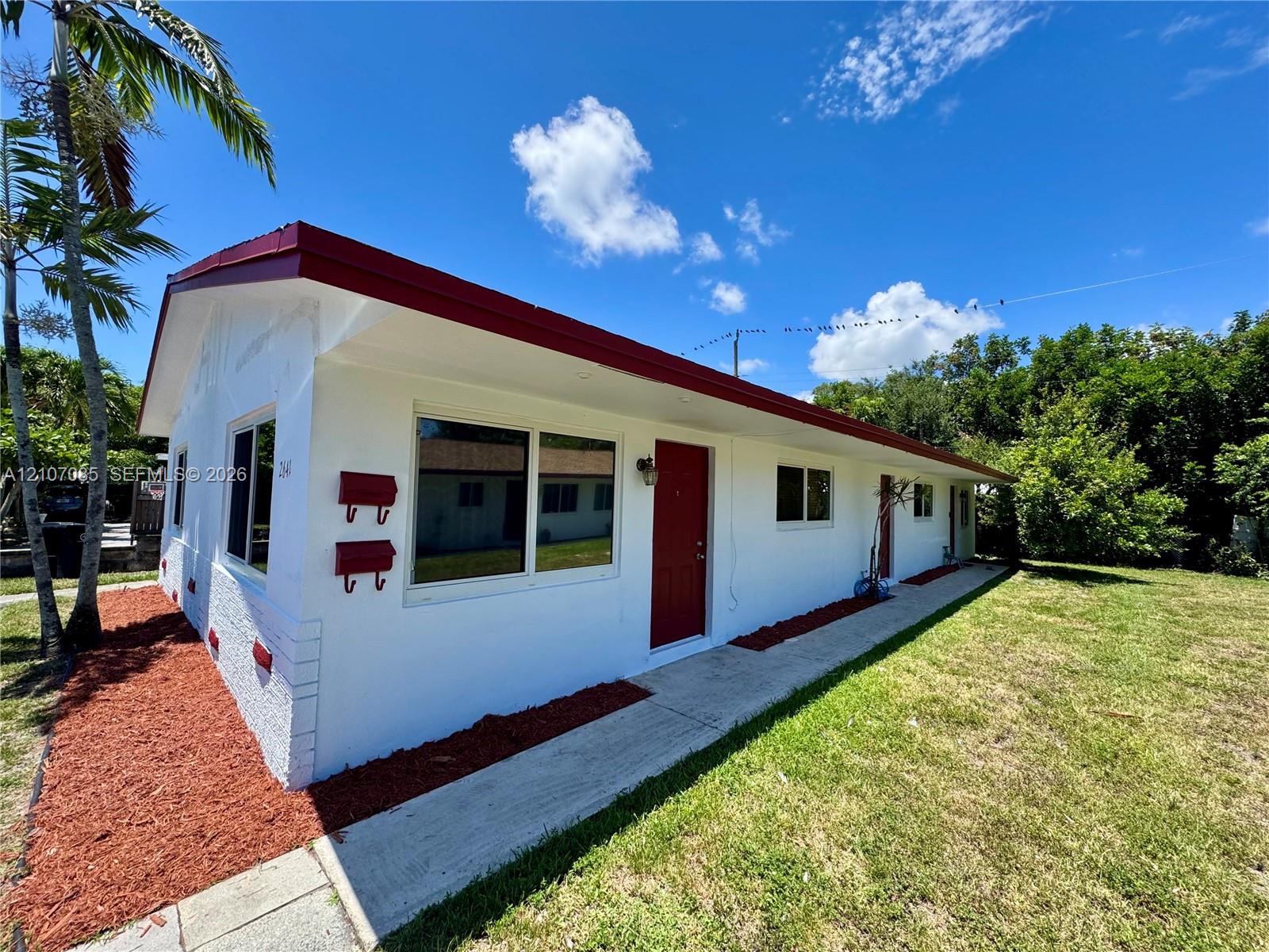 2641 SW 13th Ave 1 Fort Lauderdale Fl Us 33315 2a90edd92da5f0ccfbc122e0cc5d151e
