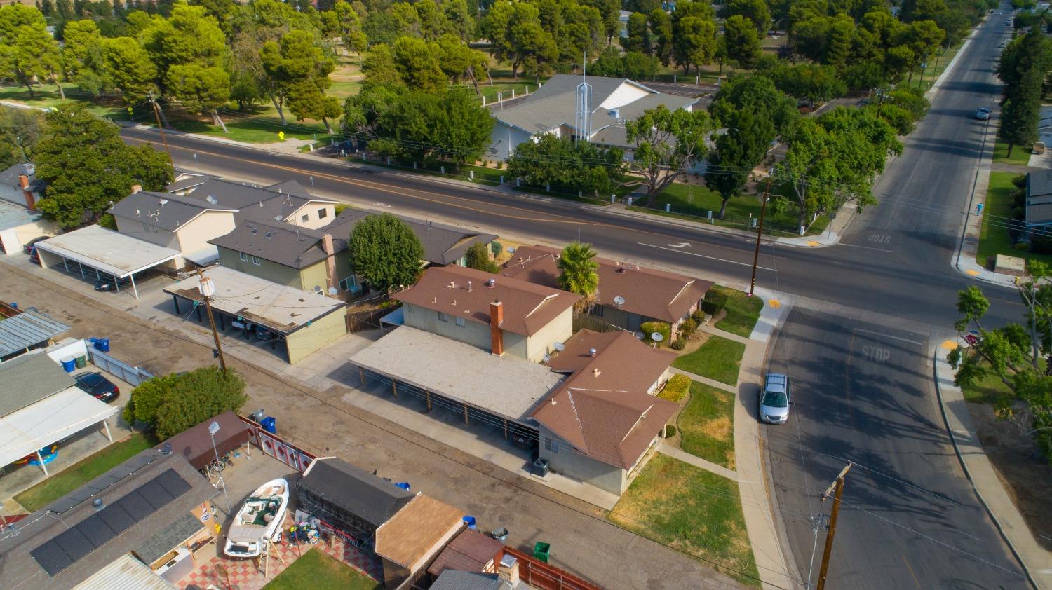 100 S Coalinga Street