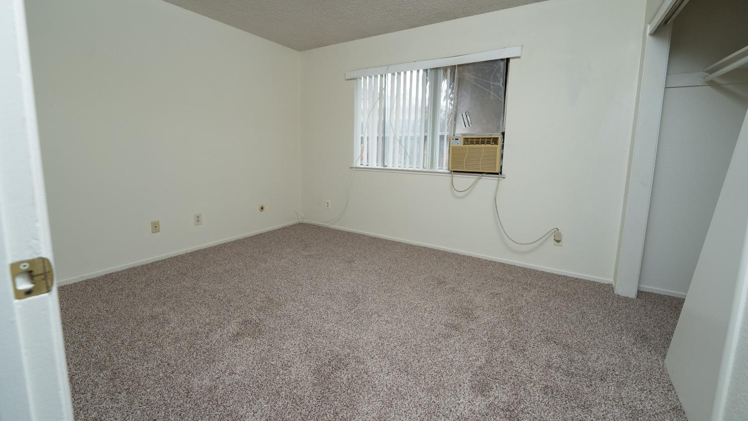 100 S Coalinga Street