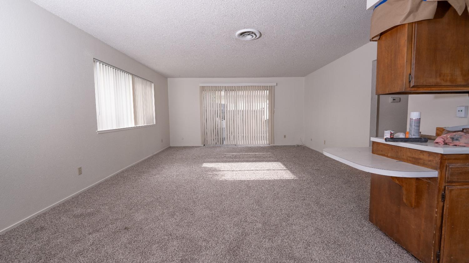 100 S Coalinga Street