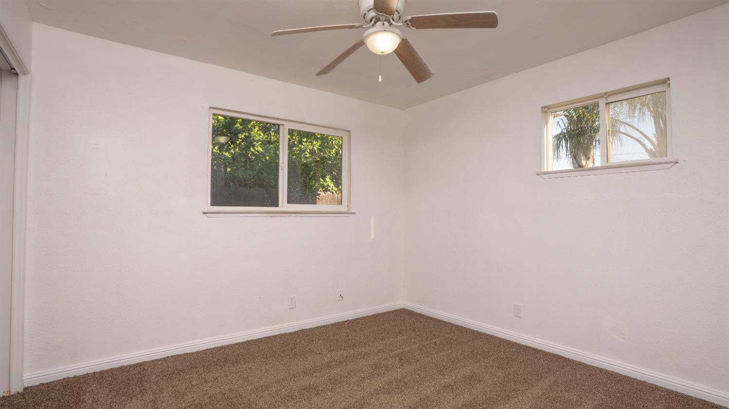 261 E Pleasant Street