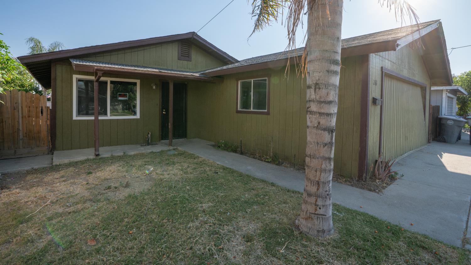 261 E Pleasant Street