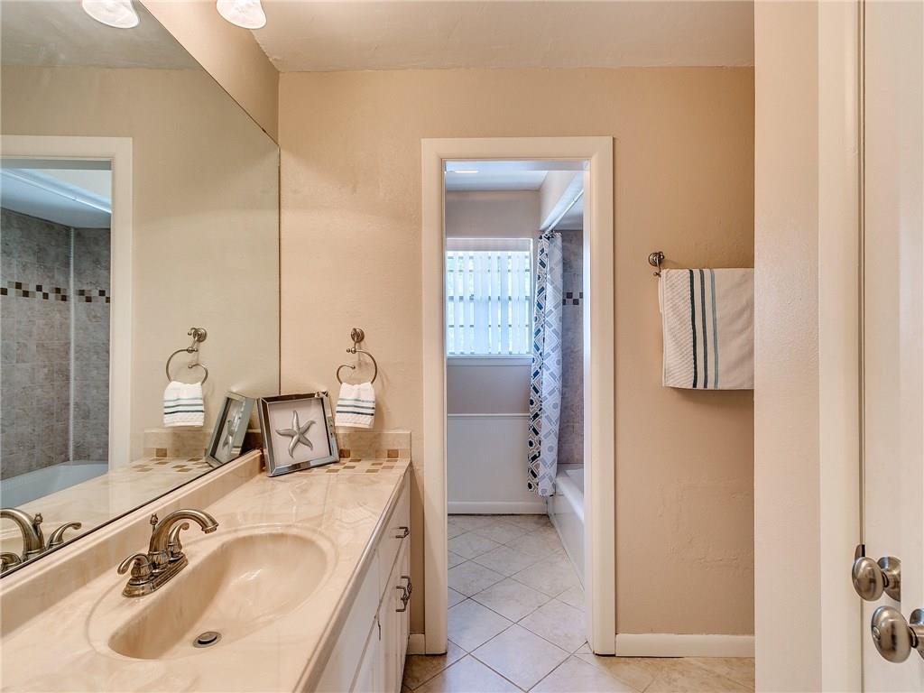 1535 Glenbrook Drive