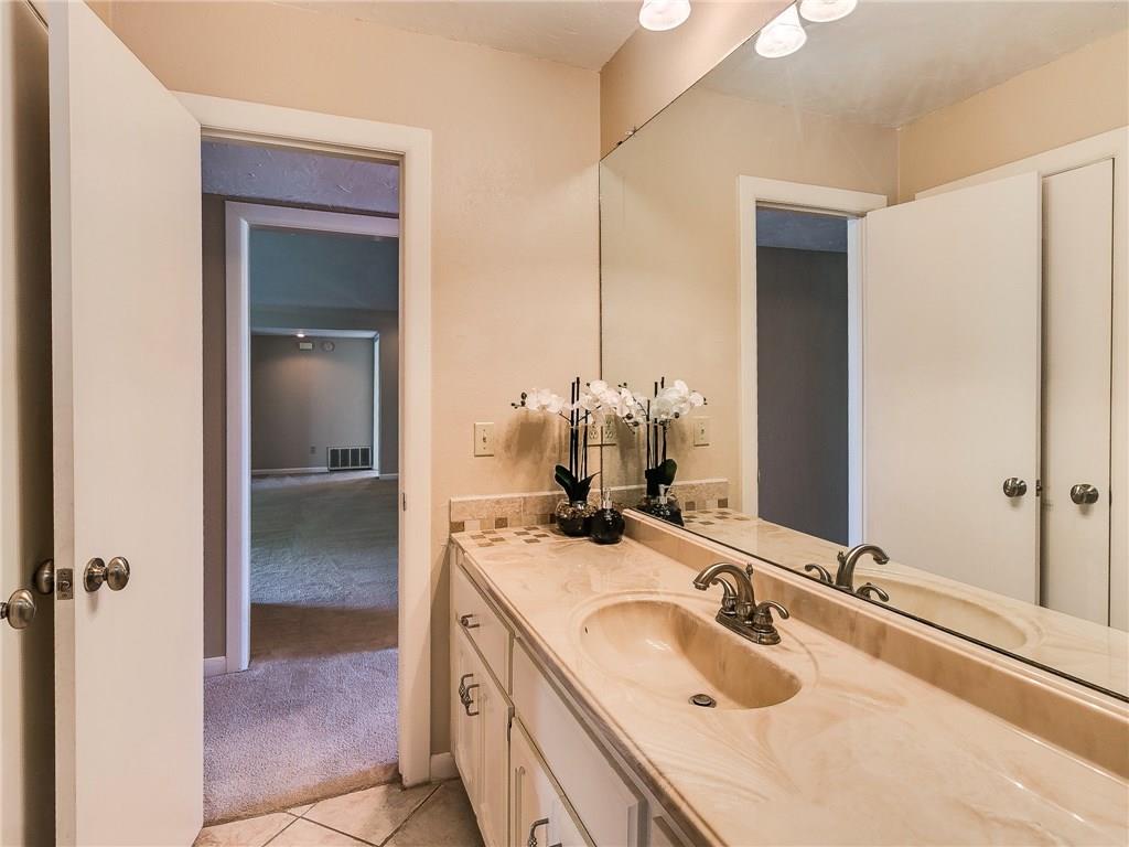 1535 Glenbrook Drive