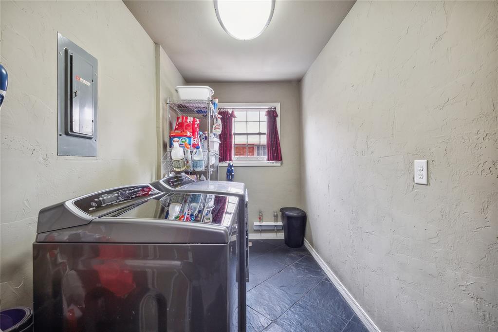 2520 NW 56th Street