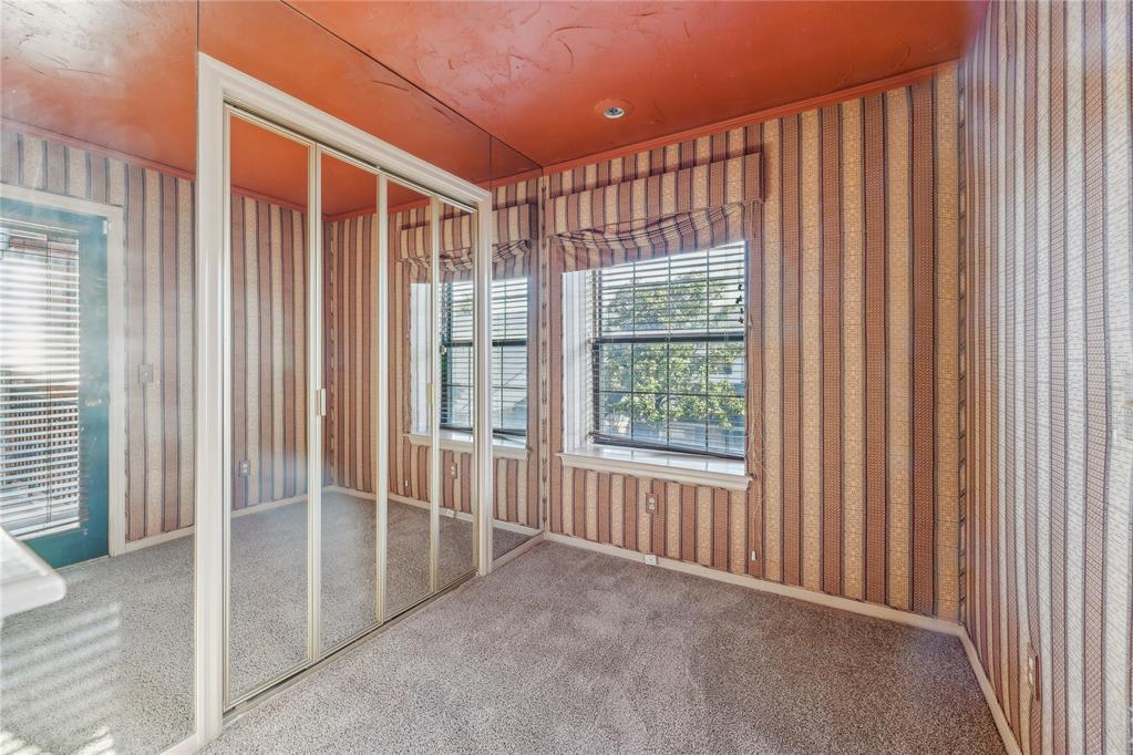 6325 N Villa Avenue Unit: 111