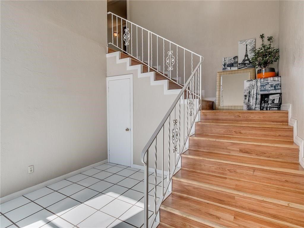 1533 Glenbrook Drive