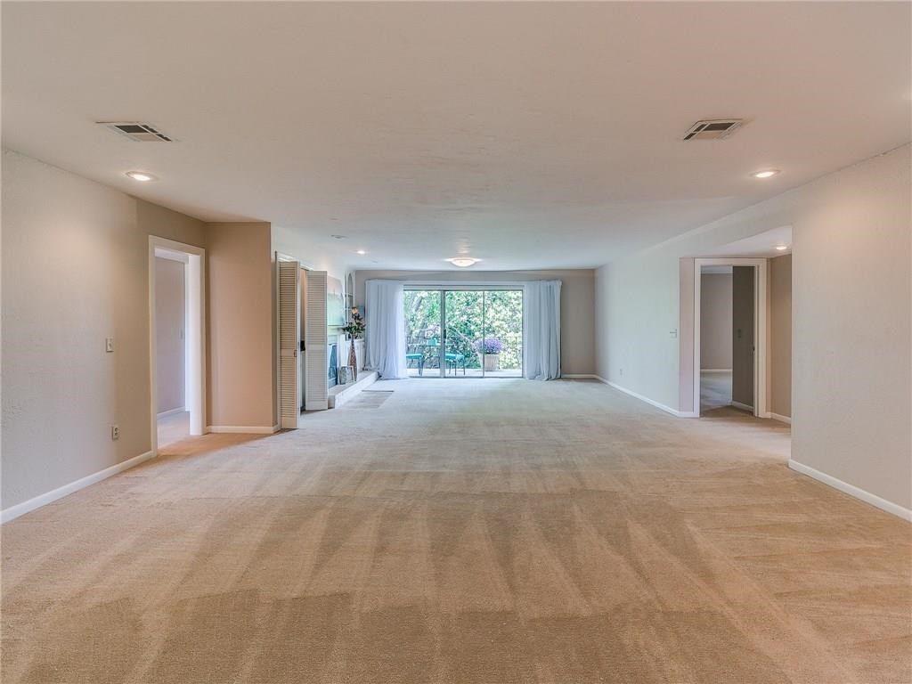 1533 Glenbrook Drive