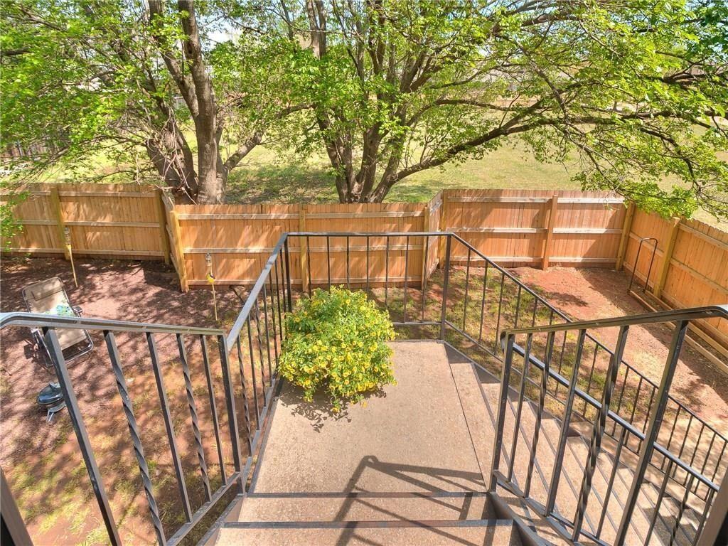 1533 Glenbrook Drive