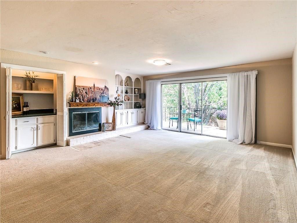 1533 Glenbrook Drive