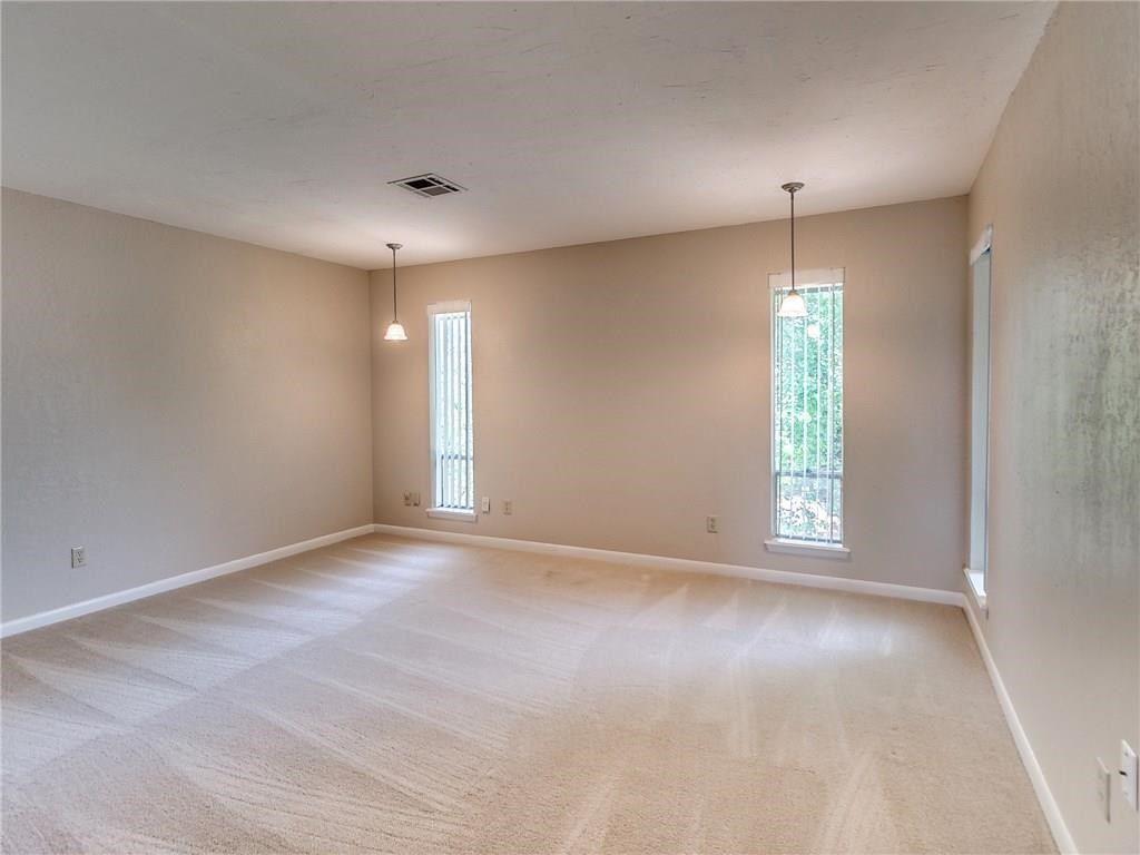 1533 Glenbrook Drive