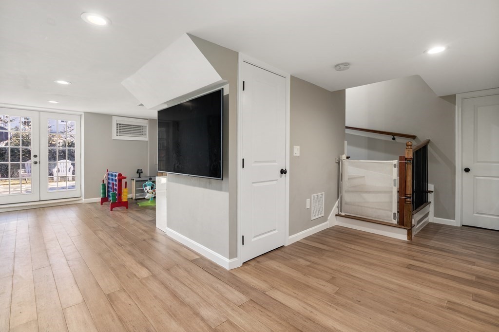 15 Elwern Road