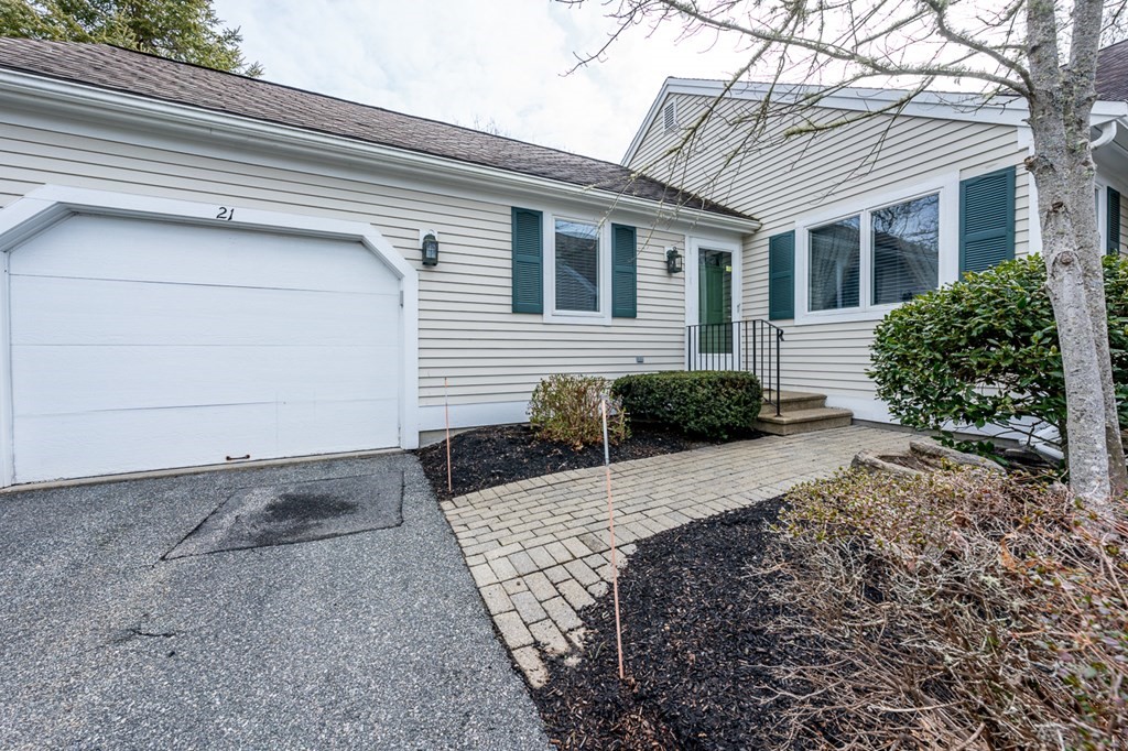 21 Windward St # 21