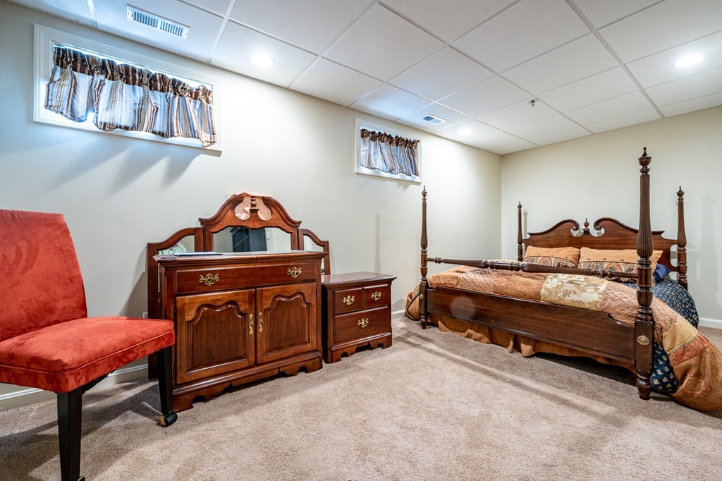 21 Windward St # 21