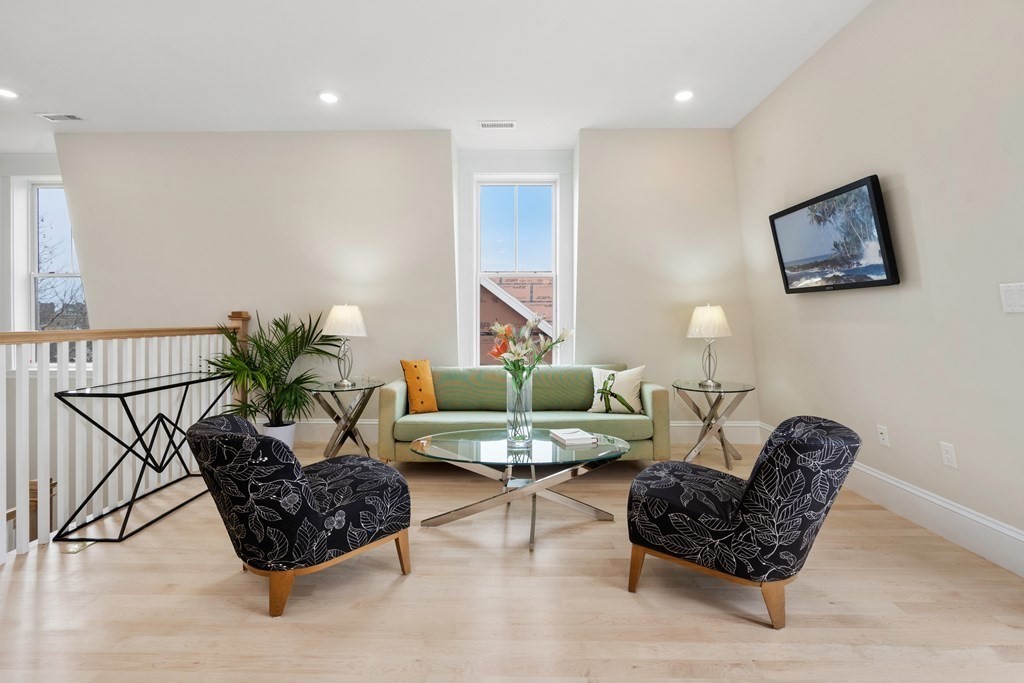 195 Morrison Avenue # 2