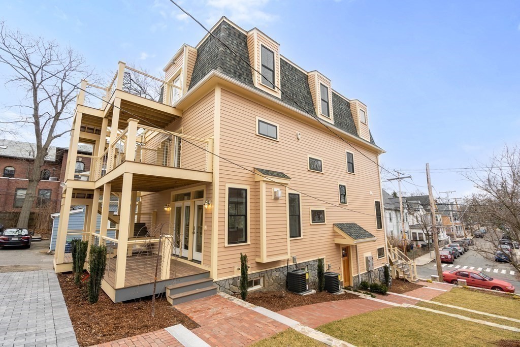 195 Morrison Avenue # 2