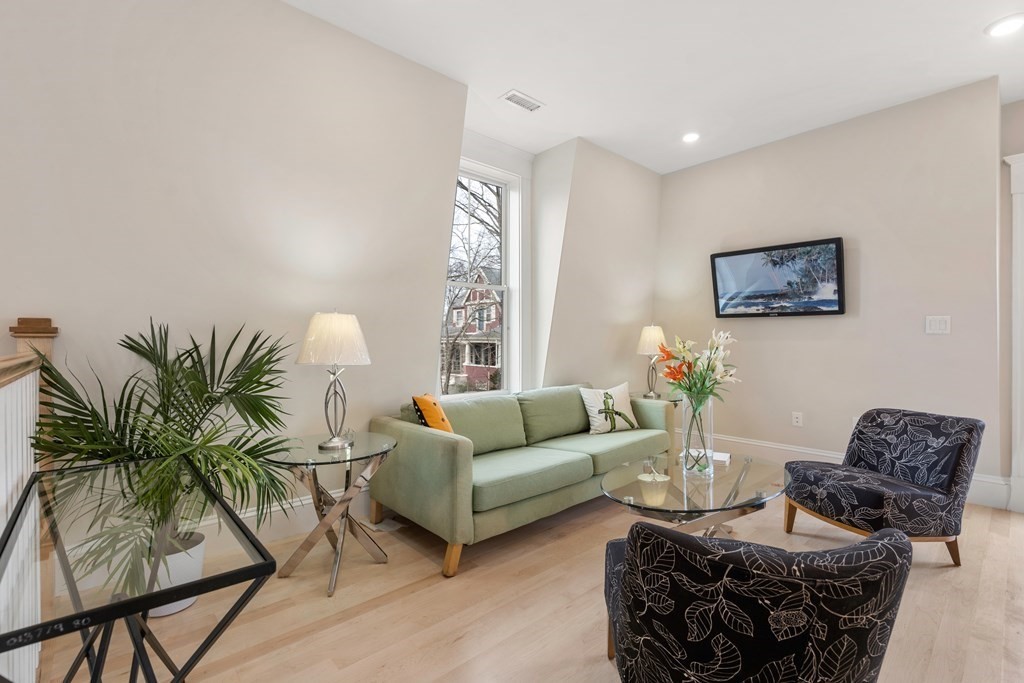195 Morrison Avenue # 2